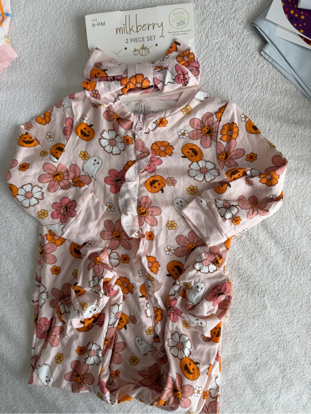 NWT Milkberry pumpkins Halloween two piece bamboo footie with matching bow  6-9M